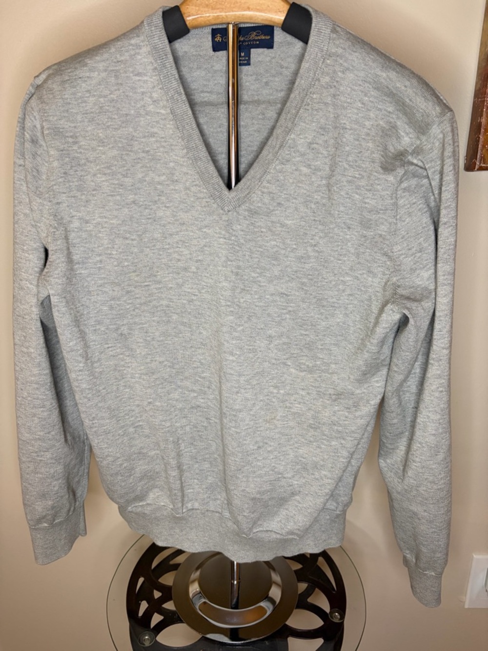 Brooks Brothers Men's V-Neck Sweater in Heather Gray
